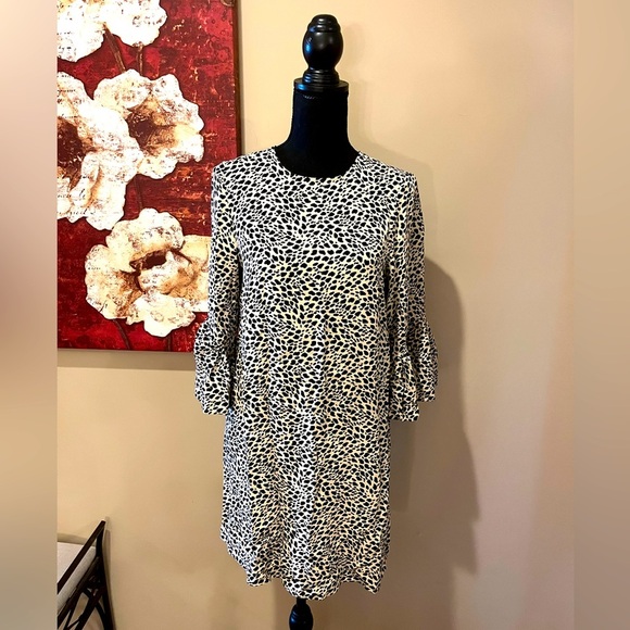 H&M Womens Shift Dress in Black & Tan Leopard Print Bell Sleeve, size 6 - Picture 1 of 5